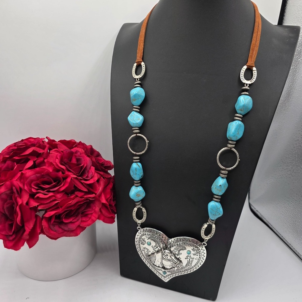 Wrangler Heart Horse Turquoise Beaded Southwestern Necklace Silver Tone Rodeo
